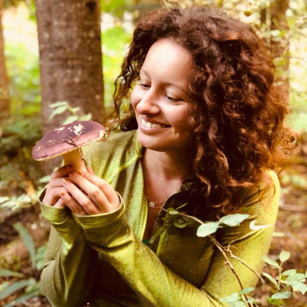 Meet your Posher, Yuliya